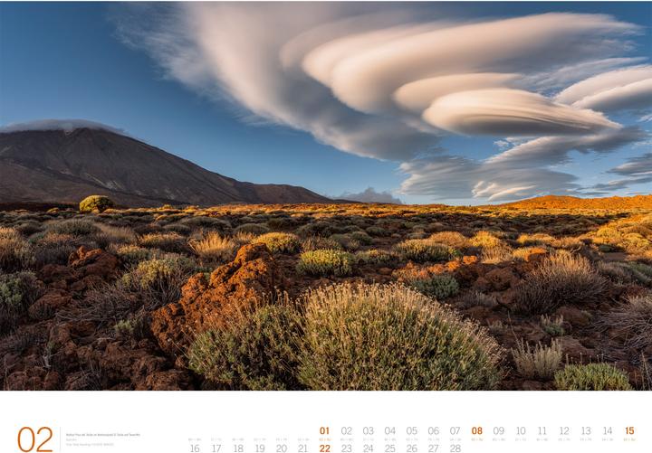 Actual product image Planet Earth - Gallery Kalender 2026 (66 x 50 cm, Hardcover, German, English)