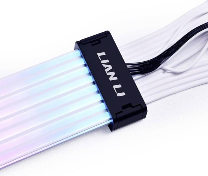Produktbild Lian-Li Strimer Plus V2 (RGB)