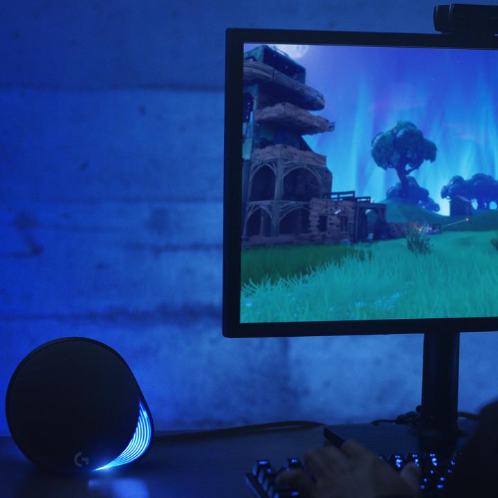 Actual product image Logitech G560