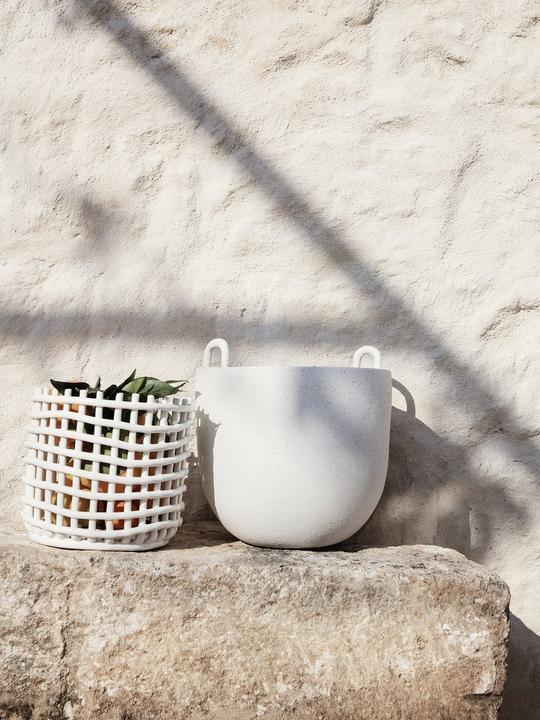 Actual product image Ferm Living Ceramic Basket (1 x, Ø 23.5 x 21 cm)
