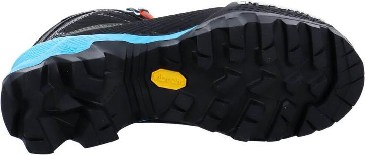 Actual product image La Sportiva Aequilibrium LT (40)