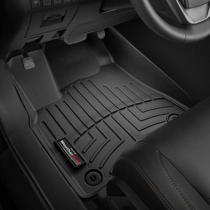 Produktbild WeatherTech Ram 1500 Crew Cab (DT) (2019-2024) 2. Reihe Lastwagen Matte mit Toolbox (1 Set à 2 Fussmatten)