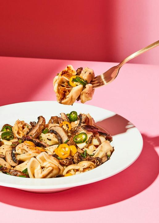Produktbild KoRo Bio Teigwaren mit einer Füllung aus Linsen und Chili (3000 g)