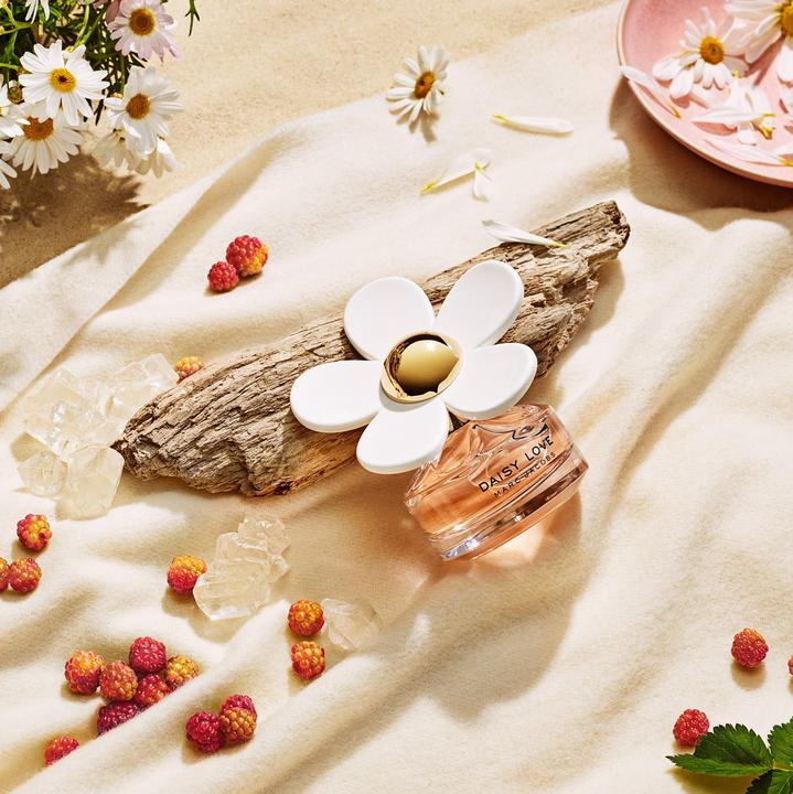 Actual product image Marc Jacobs Daisy Love (Eau de toilette, 100 ml)