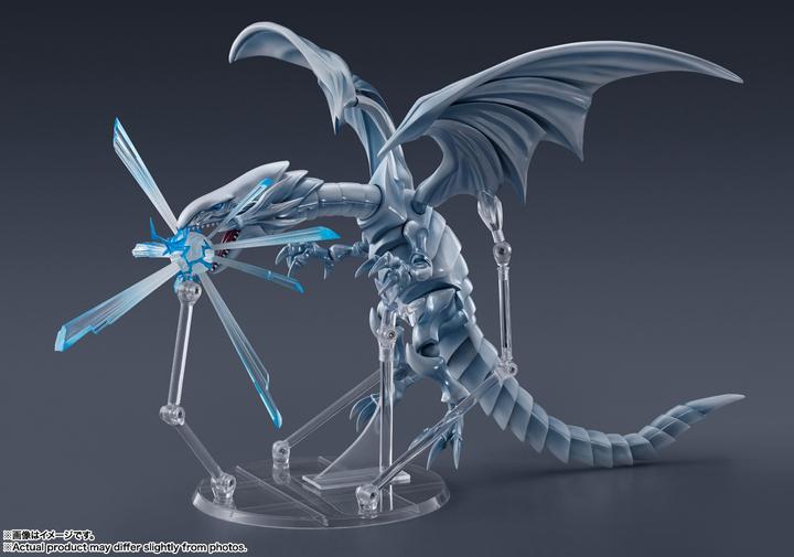 Produktbild Bandai Yu-Gi-Oh! figurine S.H. MonsterArts Blue-Eyes White Dragon 22 cm