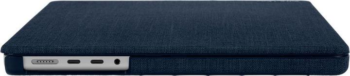 Actual product image Incase Woolenex (16", Apple)