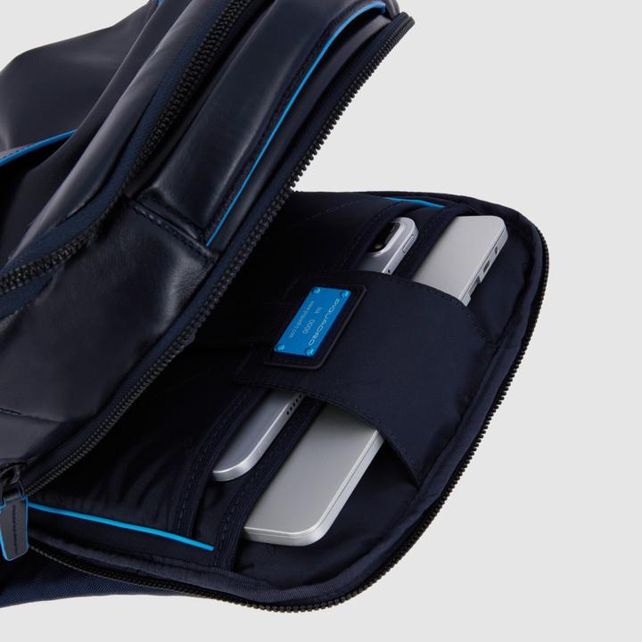 Actual product image Piquadro Blue Square - 14" laptop backpack with iPad® compartment (14 l)