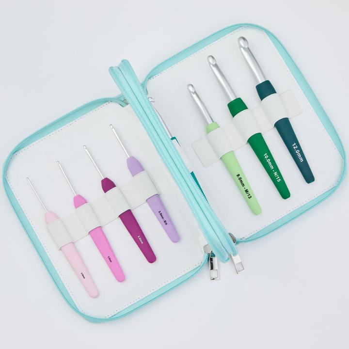 Actual product image Knitpro Waves crochet hook set