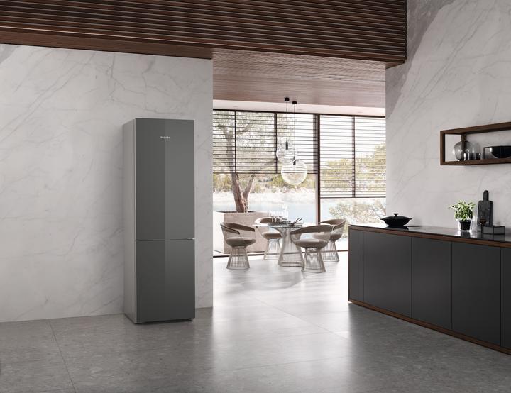 Actual product image Miele KFN 4898 AD (362 l)