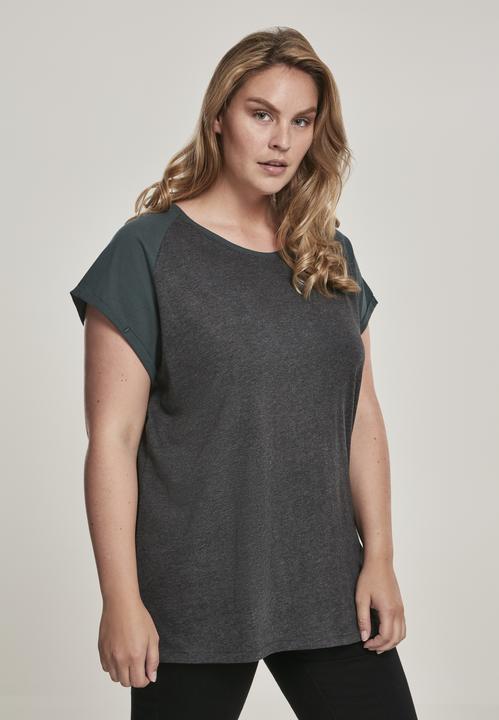 Actual product image Urban Classics Ladies Contrast Raglan Tee (4XL)