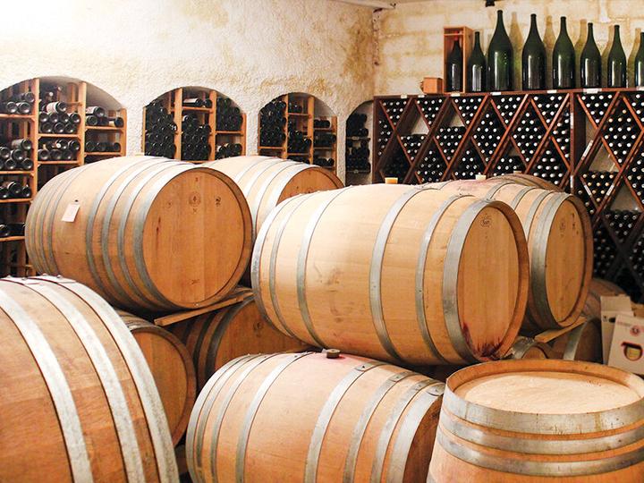 Image du produit Smartbox Cours d’oenologie et dégustation de 6 vins pour 2 dans un domaine classé par l'Unesco à Épesses (2 pers.)