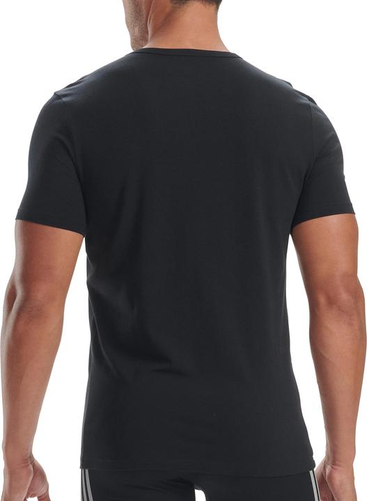 Image du produit adidas T-shirt décontracté près du corps (L)