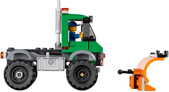 Actual product image LEGO Snowplow Truck (60083, LEGO City)
