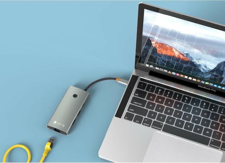 Actual product image Techly Hub USB-C 6 in 1 (USB-C, 6 Ports)