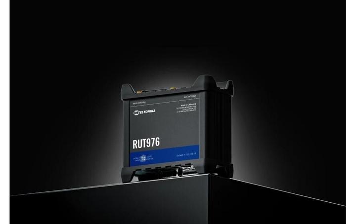 Actual product image Teltonika RUT976