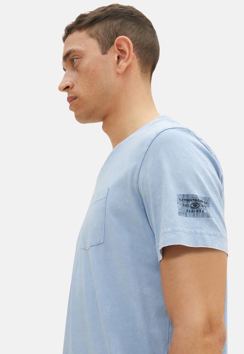 Produktbild Tom Tailor T-Shirt Kurzarmshirt mit V-Ausschnitt, ausgewaschener Optik und Brusttasche (L)