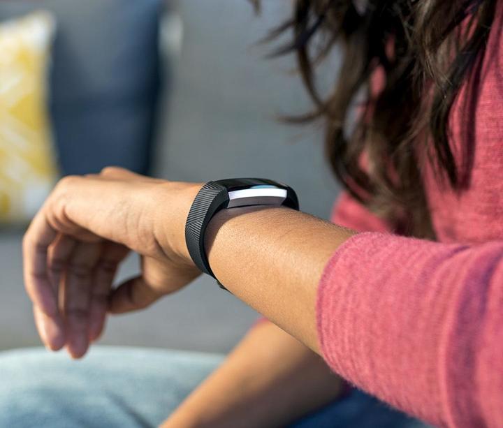 Actual product image Fitbit Alta HR (15 mm)