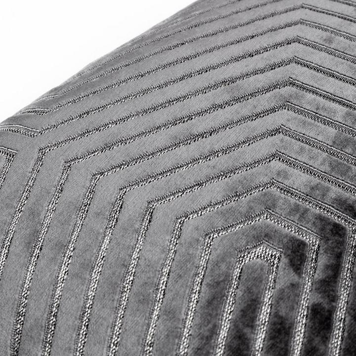 Actual product image Paoletti Evoke cushion cover pattern (45 x 45 cm)