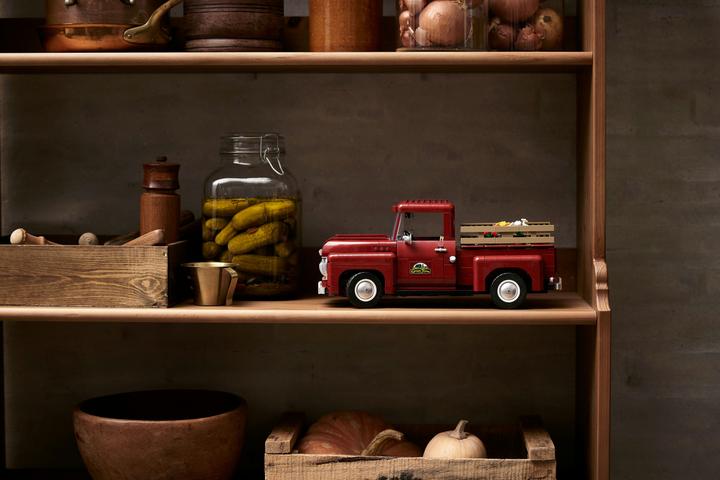 Image du produit LEGO Pickup (10290, LEGO Creator Expert, LEGO difficiles à trouver)