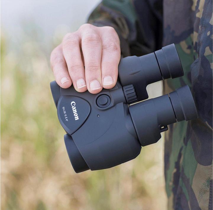 Actual product image Canon 10x30 IS II (10 x, 30 mm)