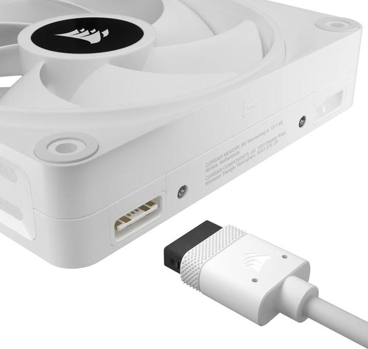 Actual product image Corsair iCUE LINK QX120 RGB 120 mm PWM fan (white, starter kit) (120 mm, 3 x)