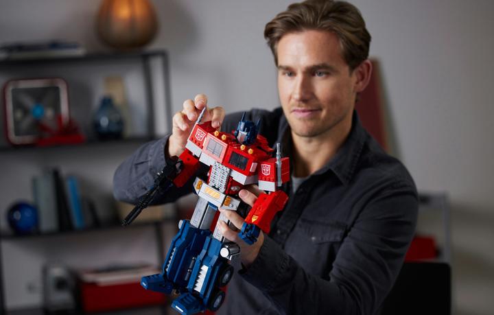 Actual product image LEGO Optimus Prime (10302, LEGO Icons, LEGO Rare Sets)