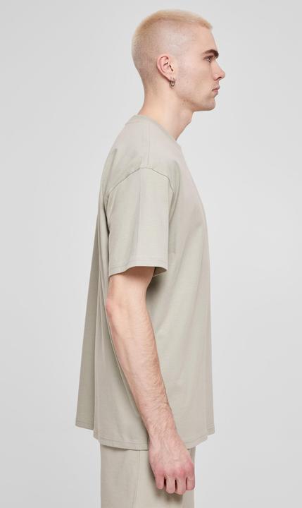 Actual product image Urban Classics Heavy Oversized Tee (L)