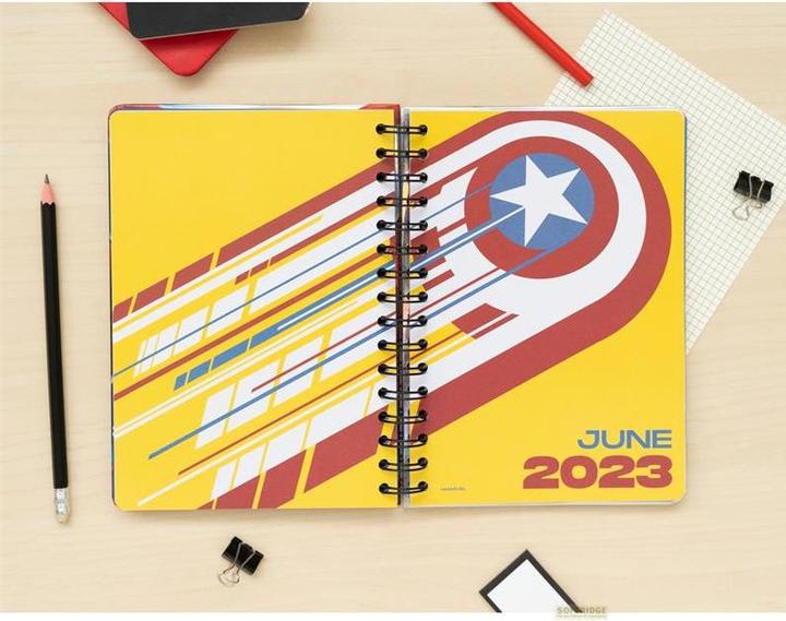 Actual product image Captain America - 2022 / 2023 (Spanish, English, Italian, French, German)