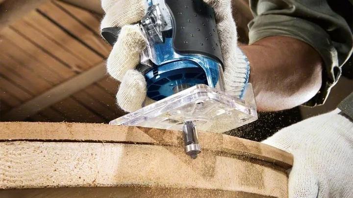 Produktbild Bosch Professional GKF 550