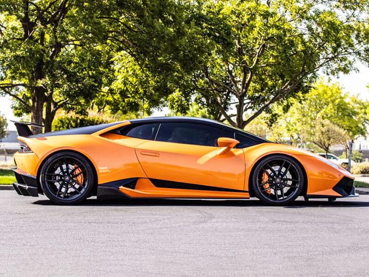 Produktbild Smartbox Überwältigende Emotionen im Lamborghini Huracán 650 PS Spyder (1 Pers.)
