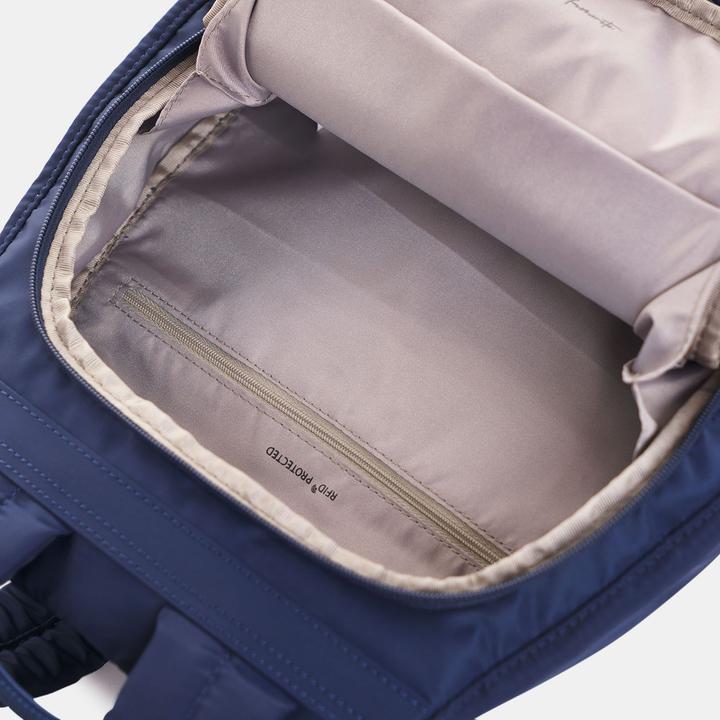 Actual product image Hedgren Inner City Vogue Backpack RFID 35 cm (7 l)