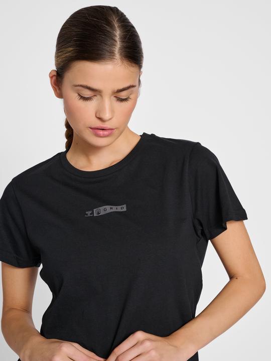 Actual product image hummel Offgrid Tee S/S Wo (XL)