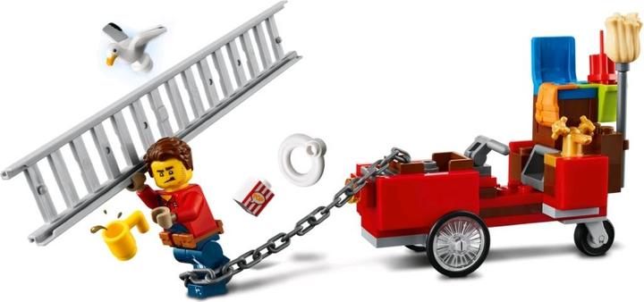 Image du produit LEGO Place de la ville (60271, LEGO City)