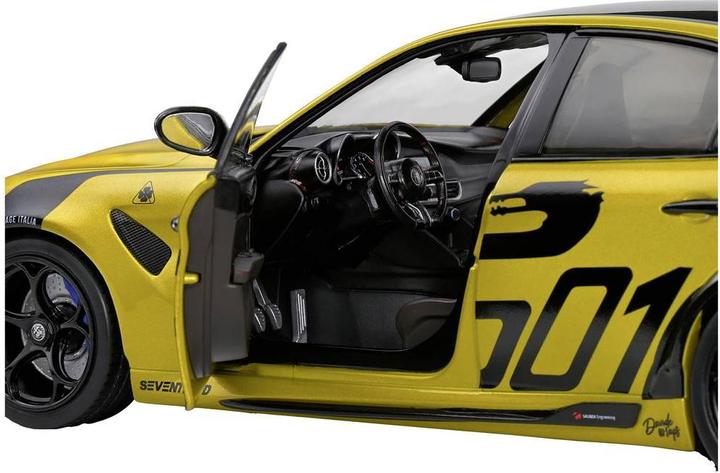 Actual product image Solido 1:18 Alfa Romeo Giulia GTA yellow