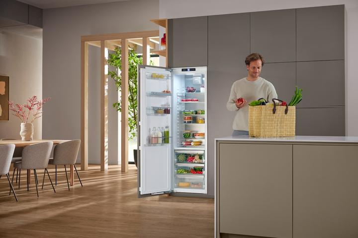 Actual product image Miele Refrigerator K 7747 D (294 l)