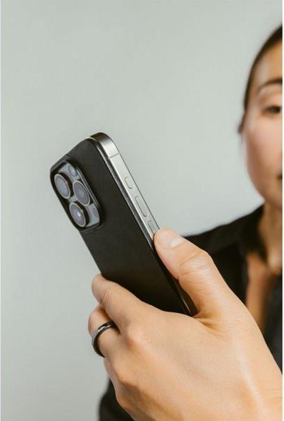 Actual product image Nomad NM01363385 (Apple iPhone 16 Pro Max)