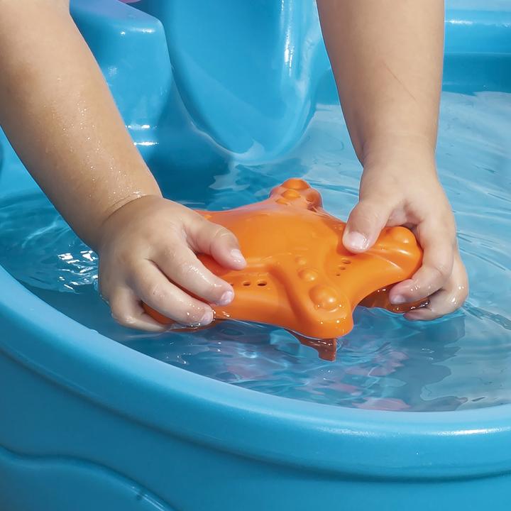 Actual product image Step2 Spill & Splash Seaway Water Table