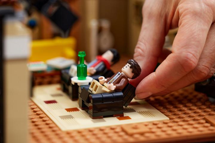 Immagine prodotto LEGO Amici Appartamenti (10292, LEGO Friends, Set LEGO rari)