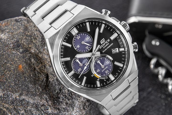 Produktbild Casio EFS-S630D-1AVUEF (Chronograph, 44 mm)