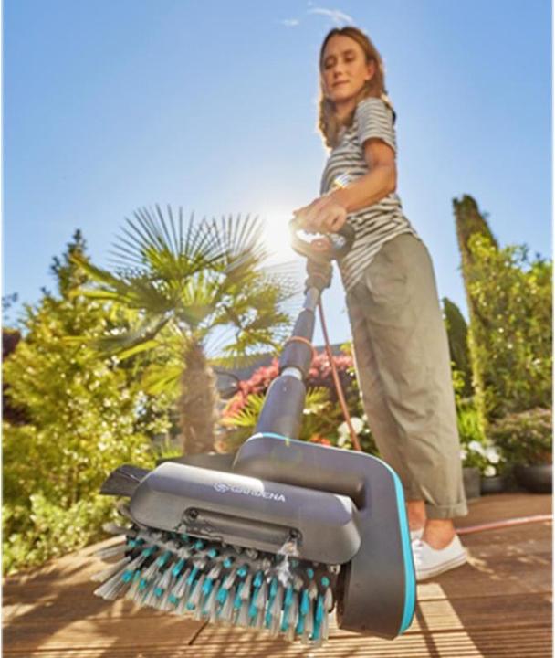 Actual product image Gardena Cordless multi cleaner Aqua Brush Patio 03/18V P4A solo (Rechargeable battery operated)