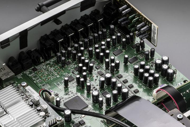 Image du produit Denon AVR-X1600H (7.2 canaux, FM, DAB+)
