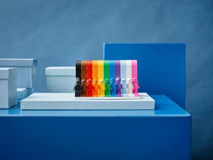 Actual product image LEGO Everyone is special (40516, LEGO Architecture, LEGO Rare Sets)