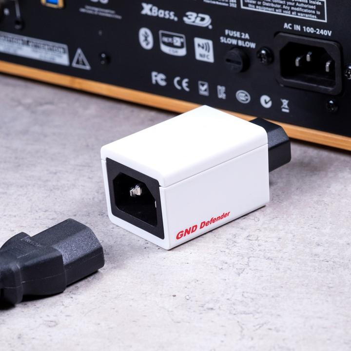 Image du produit iFi Audio GND Defender (C13, C13)