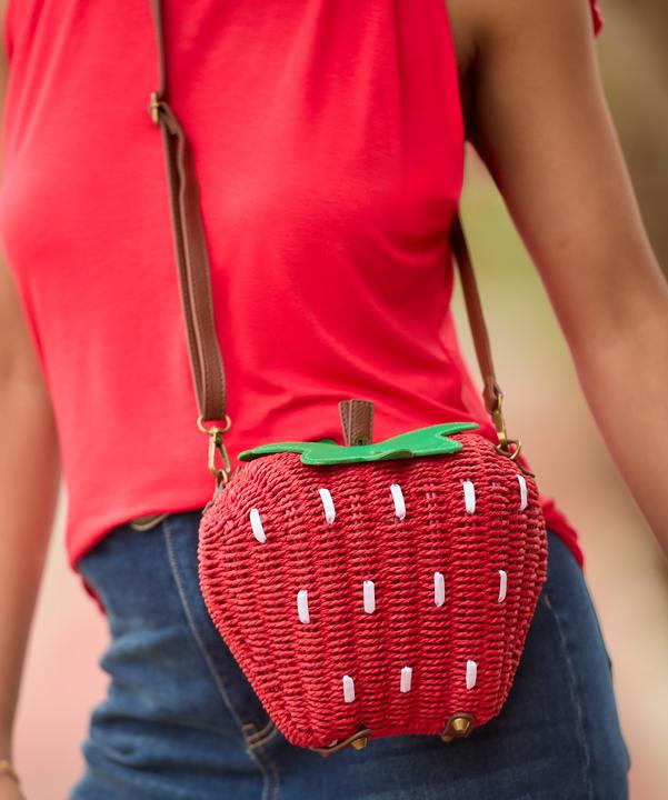 Image du produit Joe Browns Strawberry Shaped Bag