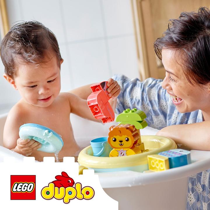 Actual product image LEGO Bathtub fun: Swimming animal island (10966)