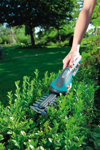 Actual product image Gardena Grass and Book Scissors Set ClassicCut (Cordless hedgecutters)