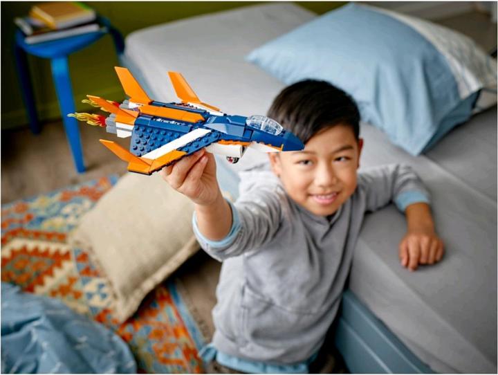 Immagine prodotto LEGO Jet supersonico (31126, LEGO Creator 3-in-1)