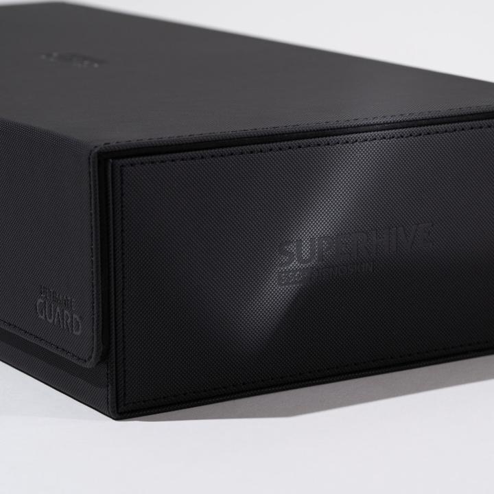 Image du produit Ultimate Guard Boîte à cartes XenoSkin Superhive 550+ Noir