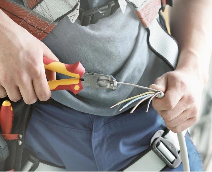 Actual product image Wiha Installation pliers (170 mm)