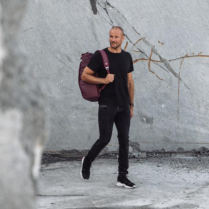 Actual product image D_b_ Leisure Backpack The Strom 30L Dark Raspberry (30 l)